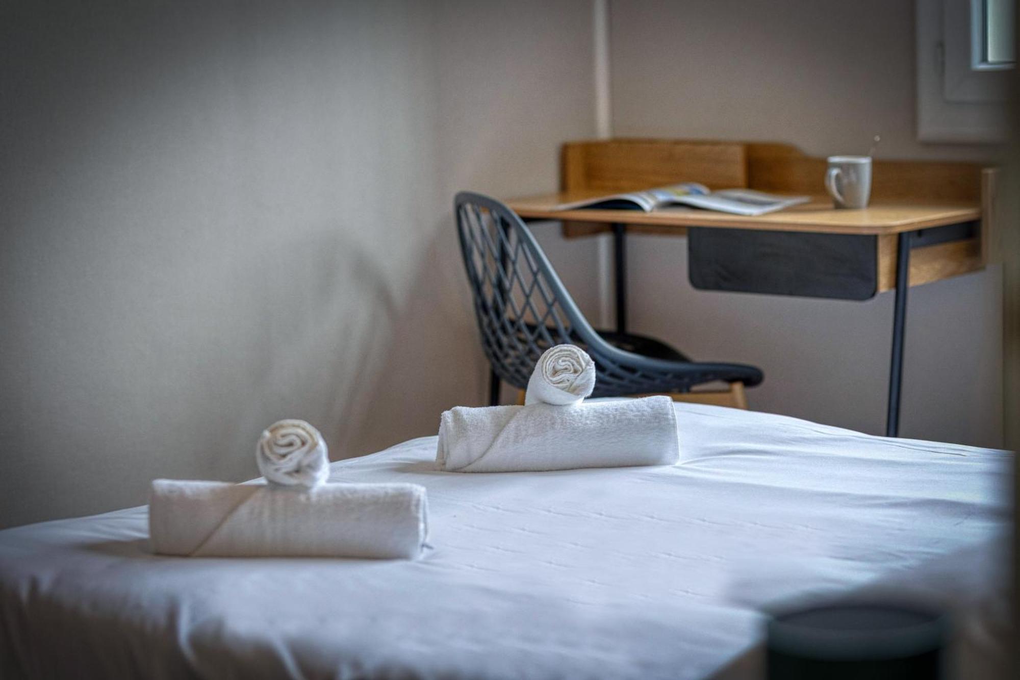 Le Liberation - Hotel Lesdigueres - Rocade Grenoble Exteriör bild